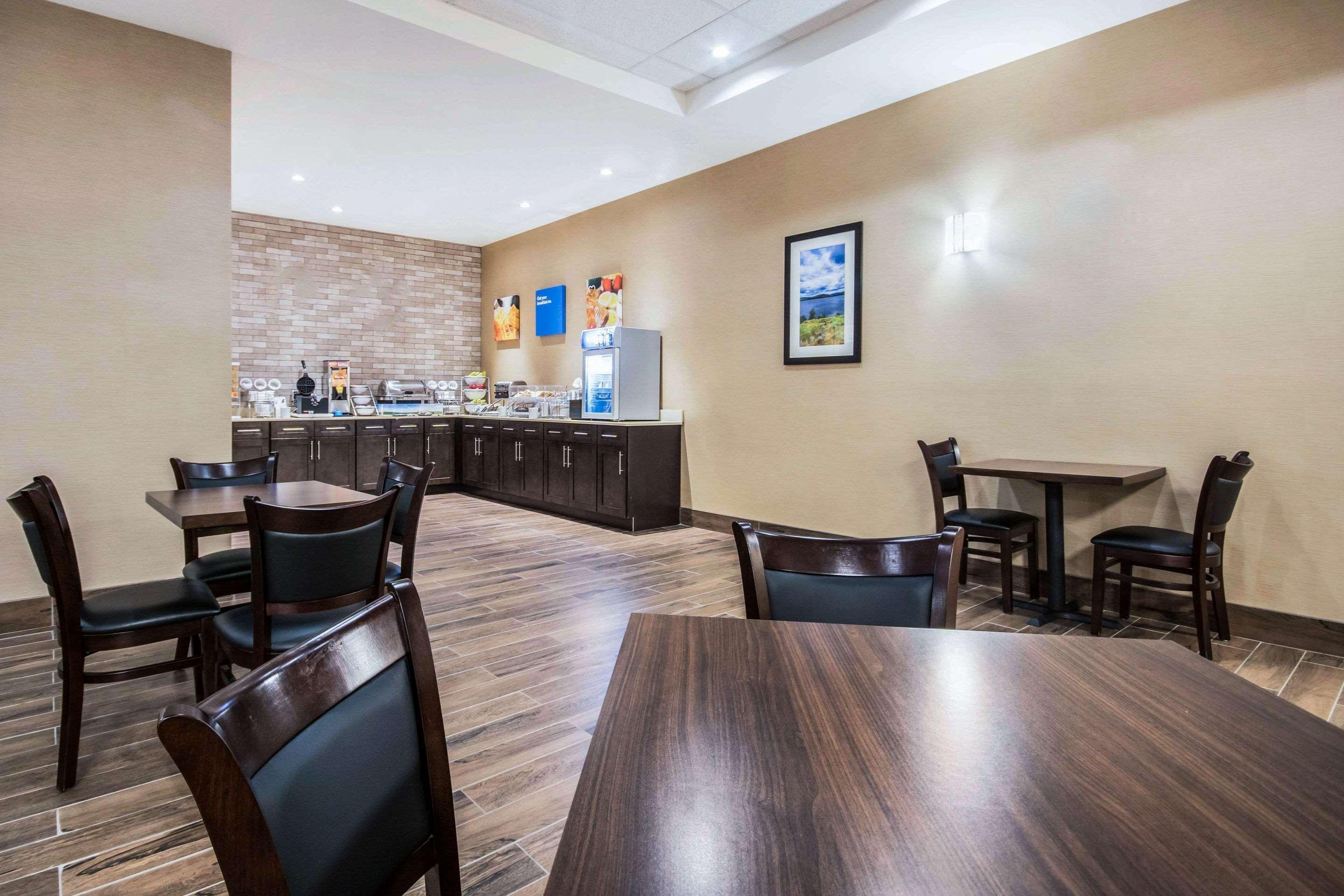 Comfort Inn & Suites Merritt Εξωτερικό φωτογραφία